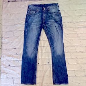 TRUE RELIGION STRAIGHT LEG JEANS.